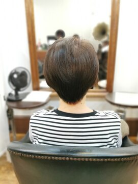 プリバート ショートボブ