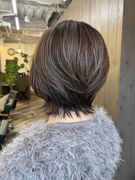 ソエル(Soell) 三宮 神戸 白髪ぼかし ウルフカット グレージュ 30代 40代 50代