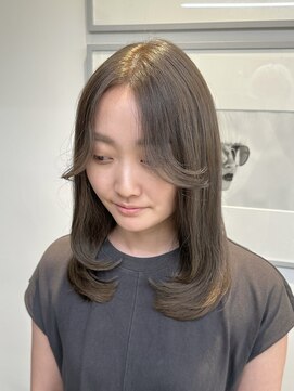ラミ(L'ami) 《吉田光ノ丞》ミディアムレイヤー/ミルクティーグレージュ