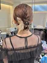 ケンジ 横浜(KENJE) ゆるふわヘア/シニヨン/まとめ髪/お呼ばれヘア/結婚式