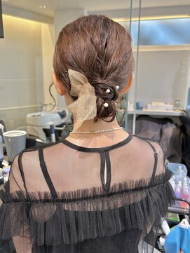 ケンジ 横浜(KENJE) ゆるふわヘア/シニヨン/まとめ髪/お呼ばれヘア/結婚式