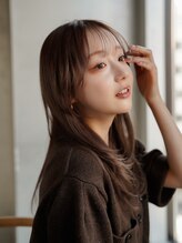 ネイヴィル(navile) 酸性ストレート×ロングレイヤー×ナチュラルグレージュ