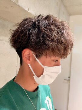 ライラ(Lyla) guest hair 今旬パーマツイスパ前下がりマッシュ