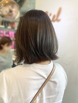〇ブリーチなし オリーブベージュ くびれヘア