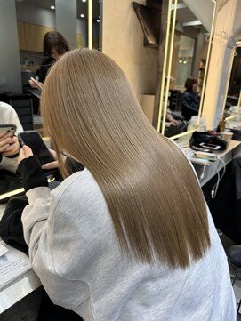 ロンドワン 三宮元町(Lond one) インナーカラー/イヤリングカラー/ミルクティーベージュ/三宮