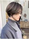 NUDE 白髪ぼかしハイライト 大人ショートボブ 丸みショート