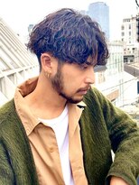 エリマバイフィフス 調布(elima by fifth)&nbsp;S字のカールが人気のセンターパート×波巻きスパイラルパーマ