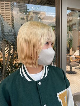 アドア 横浜(ADORE) 【ADORE横浜】ハイトーン×切りっぱなしボブ