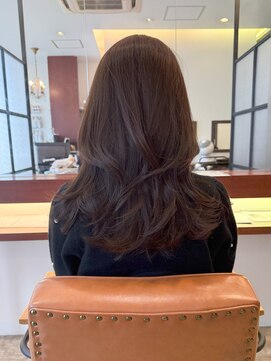 マーリャヘアー(mallia hair) レイヤースタイルレイヤーカットロングレイヤー小顔スタイル