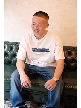 ブロートーキョーバーバーショップ 神田店(Bro Tokyo BARBERSHOP) 【神田】松尾ヘアーベリーショートのスキンフェードスタイル