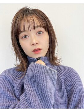 ロシェ 横浜店(loche) 外ハネミディアム×くびれヘア×暗めカラー[横浜駅]