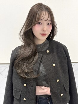 パーヴミックスネム(ParveMix NEMU)の写真/流行の韓国スタイルのレイヤーカットはお任せ◎計算されたフェイスラインのカットやカラーで可愛さを演出☆