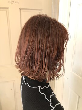 ロンドアベニール 北千住(Lond avenir) 外ハネボブ×コーラルピンク　スタイリスト西田大樹