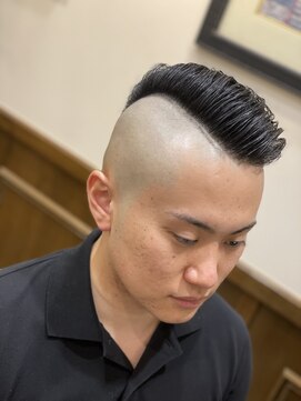 ヒロギンザバーバーショップ 神楽坂店(HIRO GINZA BARBER SHOP) 0mm×7:3ラインスタイル