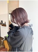 切りっぱなしボブ　外はねカール　ラベンダーアッシュ