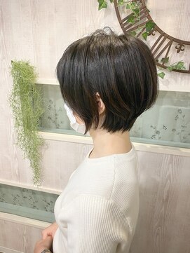 ルヴェール(Le Vert) 髪質改善縮毛矯正×くびれ大人ショートボブ