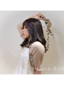 ムーア(MUA) 【MUA 札幌 馬場】ミディアムハイライト