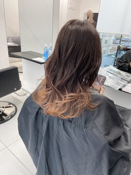 アライブ キチジョウジ(ALIVE Kichijoji) ミルクティーブラウングラデーションカラー