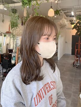 タオ(tao) とうめいかんなセミロング