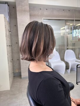 イキ 表参道(iki omotesando) モード/無造作ウェーブ/大人ガーリー[表参道駅]