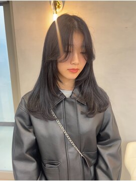 シーン(SCEN) korean black / long layer cut  /グレージュアッシュ