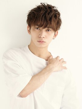 オンク 新宿(onk) 黒髪/グレーベージュ/レイヤーロング/前髪パーマ[新宿駅]