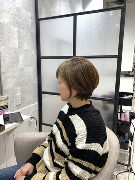 イーズ バイ インス(Yeeee.s by INCE) 白髪ぼかし/白髪改善カラー/ショート/透明感カラー/脱白髪染め