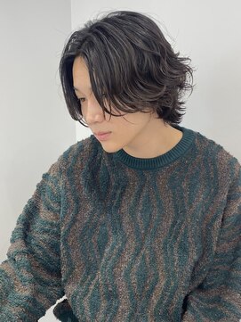 ユーフォリア 渋谷グランデ(Euphoria SHIBUYA GRANDE) 毛流れパーマ ニュアンスパーマ センターパート MOMO