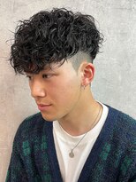 エルマーク 豊中(L-MARK)&nbsp;スペインカールスパイラルパーマツイストパーマフェード短髪