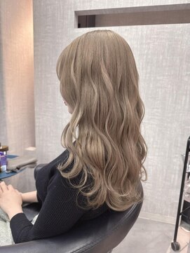 ブランシスヘアー(Bulansis Hair) 透明感ブラウンベージュ