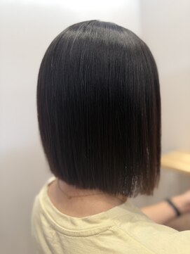 コマ(coma) 縮毛矯正+トリートメント