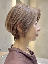 表参道酸性ストレートパーマ艶髪ショートベージュアッシュ60代