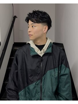 ヘーゼル 博多(HAZEL.) フェザーパーマ/テーパーフェード