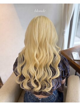 リングバイモアムー(Ring by Moremuu) ホワイトブロンド