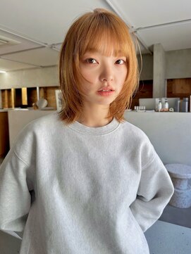 トゥコ(tuco) ウルフ　レイヤー　ハイトーン　ベージュ　フェイスレイヤー