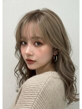 Qどのくらいの年代のお客さんが多いですか？　Qスタイリストの年齢層はどのくらいですか？