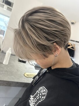 イリ 梅田(ili) メンズバレイヤージュ