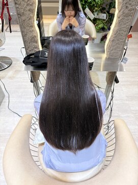 ロンドガーネット 池袋(Lond garnet) 暗めカラー/韓国風巻き/レイヤーカット/髪質改善/縮毛矯正/池袋