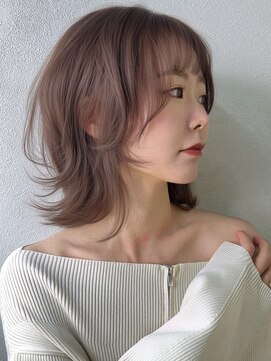 ジゼル(GiseL) 外はねボブ　透明感カラー