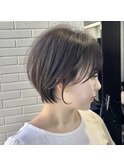 《40代50代/大人女性に人気/くびれショートボブ/顔まわり/小顔》