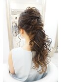 ゆるふわローポニーテール ヘアセット