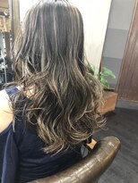 モノ アンド イニ(Mono & inni)&nbsp;【奈良/inni hair】inni ナチュラルハイライト