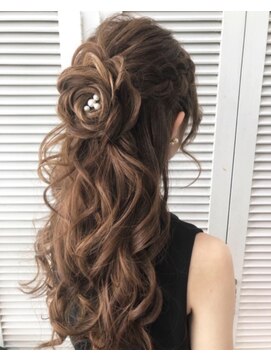 レフア(Lehua) フラワーハーフアップ