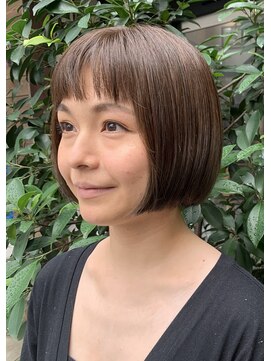 カルナヘアー(carna hair) 10代20代30代ミニボブオン眉