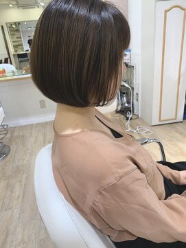 ネオリーブ チロル 横浜西口店(Neolive CiroL.) 髪質改善×丸みボブ　アッシュブラウンで透明感プラス