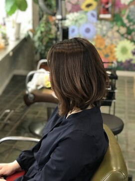 プティボヌール(petit bonheur) 【petit bonheur】長めボブ&アッシュベージュ