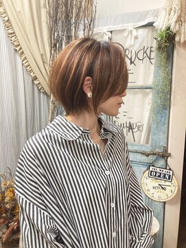 ロッティー(Rottie) くびれショートボブ