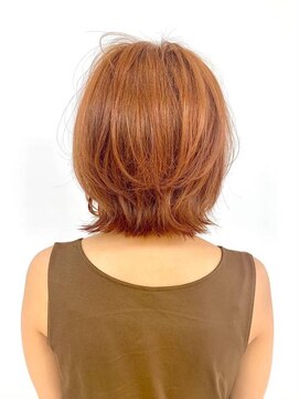 クオリス 上福岡店(QUALIS) ダブルカラー/レイヤーカット/ミディアム/外ハネ/20代30代40代/