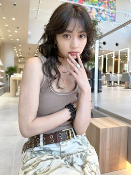 ミンクス渋谷スマートサロン(MINX shibuya smart salon) curly hair 前髪ピンクベージュインナーグレージュ