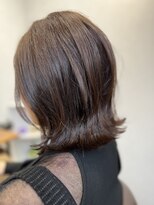 外ハネくびれスタイル